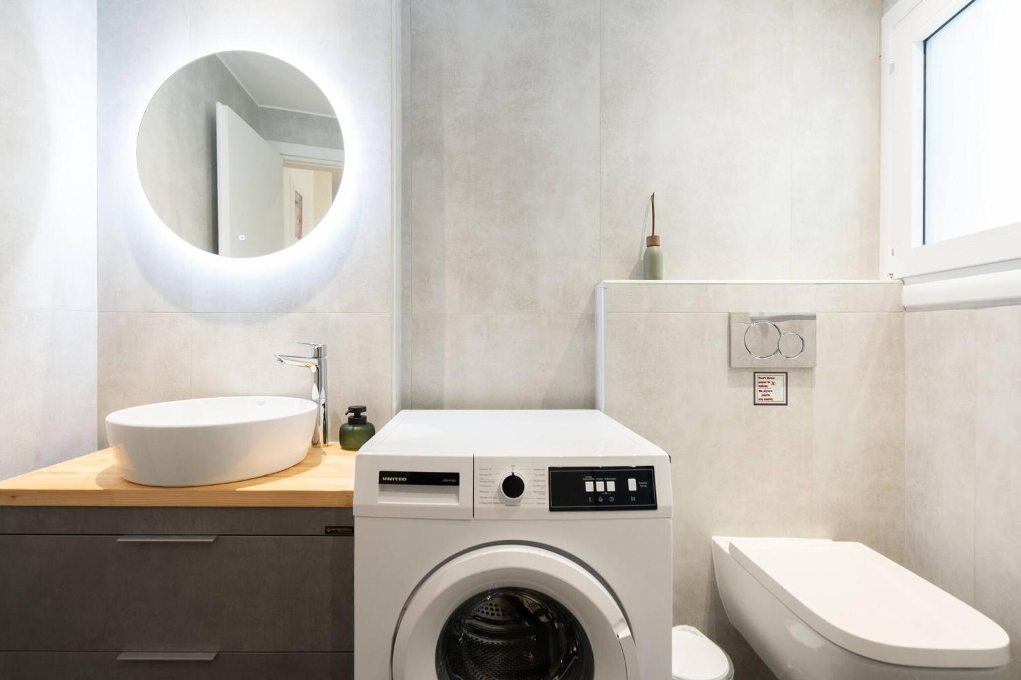 אתונה 1Br Stylish Thiseio Charm מראה חיצוני תמונה